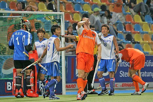 © Herbert Bohlscheid (www.sportfoto.tv) / Wolfgang Quednau (www.hockeyimage.net)