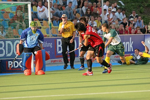 © Herbert Bohlscheid  www.sportfoto.tv und Wolfgang Quednau  www.hockeyimage.net